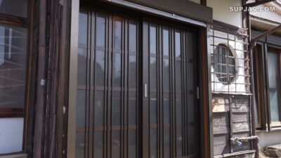 Miki Akai trong JUQ-901: Màn va chạm bạo liệt, mãn nhãn cực độ
