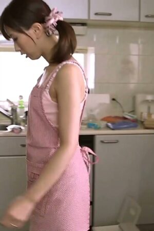 Anna Noma JUX-113: Mẹ kế bốc lửa khuấy đảo căn nhà