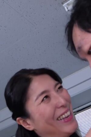 Sayaka Toyosaki và OFKU-221: Va chạm cuồng nhiệt, đốt cháy mọi ánh nhìn!