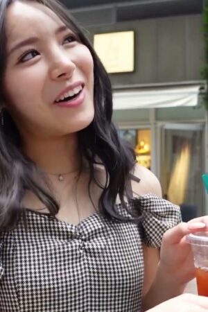 Kazuha-chan SIRO-5448: Cafe hostess nóng bỏng phục vụ bạn đến kiệt sức!