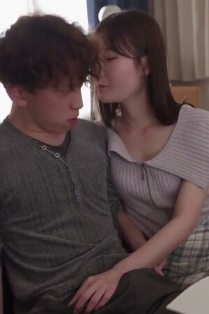 Miru SONE-637: Cô giáo nóng bỏng “dạy đời” cậu học trò non tơ bằng những cú nhấp điên loạn
