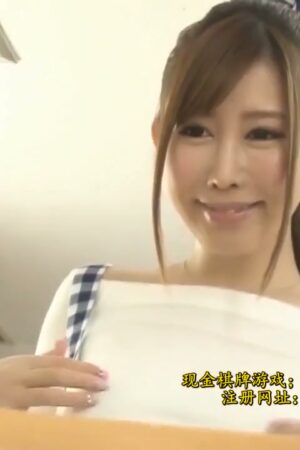 Azumi Kinosita bùng nổ thị giác cùng MIDE-110: Ngực trần càn quét mọi giới hạn